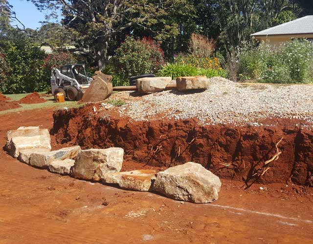Tamborine Mountain Rock Retaining Wall